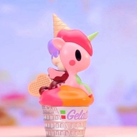 tokidoki Gelatino Unicorno from Delicious Unicorno Series 1 - Picture 1 of 3